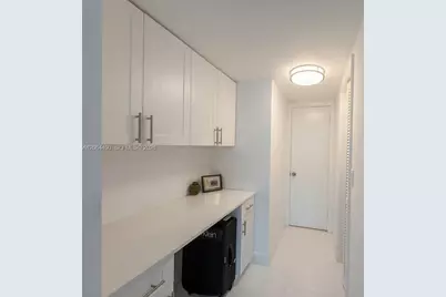 1201 Hillcrest Ct #205, Hollywood, FL 33021 - Photo 29