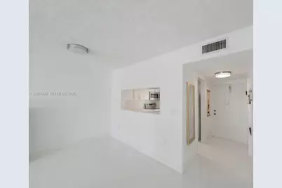 1201 Hillcrest Ct #205, Hollywood, FL 33021 - Photo 9
