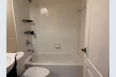 11440 NW 50th Ter, Doral, FL 33178 - Photo 27