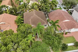 1040 NW 185th Ave, Pembroke Pines, FL 33029 - Photo 19