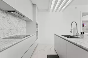 5775 Collins Ave, Miami Beach, FL 33140 - Photo 5