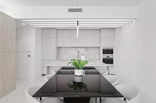 5775 Collins Ave, Miami Beach, FL 33140 - Photo 9