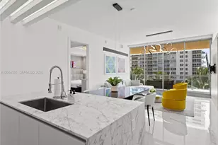5775 Collins Ave, Miami Beach, FL 33140 - Photo 3