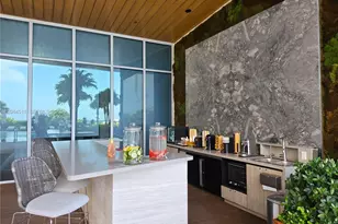 5775 Collins Ave, Miami Beach, FL 33140 - Photo 39