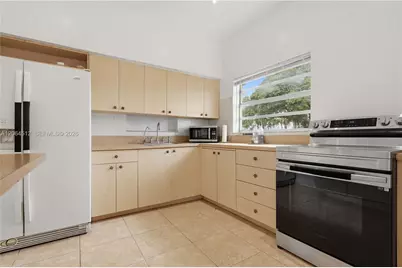 6448 Funston St, Hollywood, FL 33023 - Photo 5