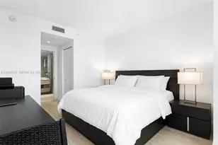 55 SW 9th St, Miami, FL 33130 - Photo 5