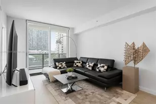 55 SW 9th St, Miami, FL 33130 - Photo 9
