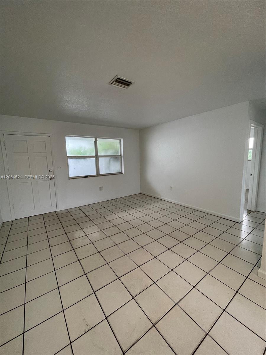 1243 NW 61st St #3 - 1243 NW 61st St #3, Miami, FL 33142 Luxury Property | Jose Angel Pina