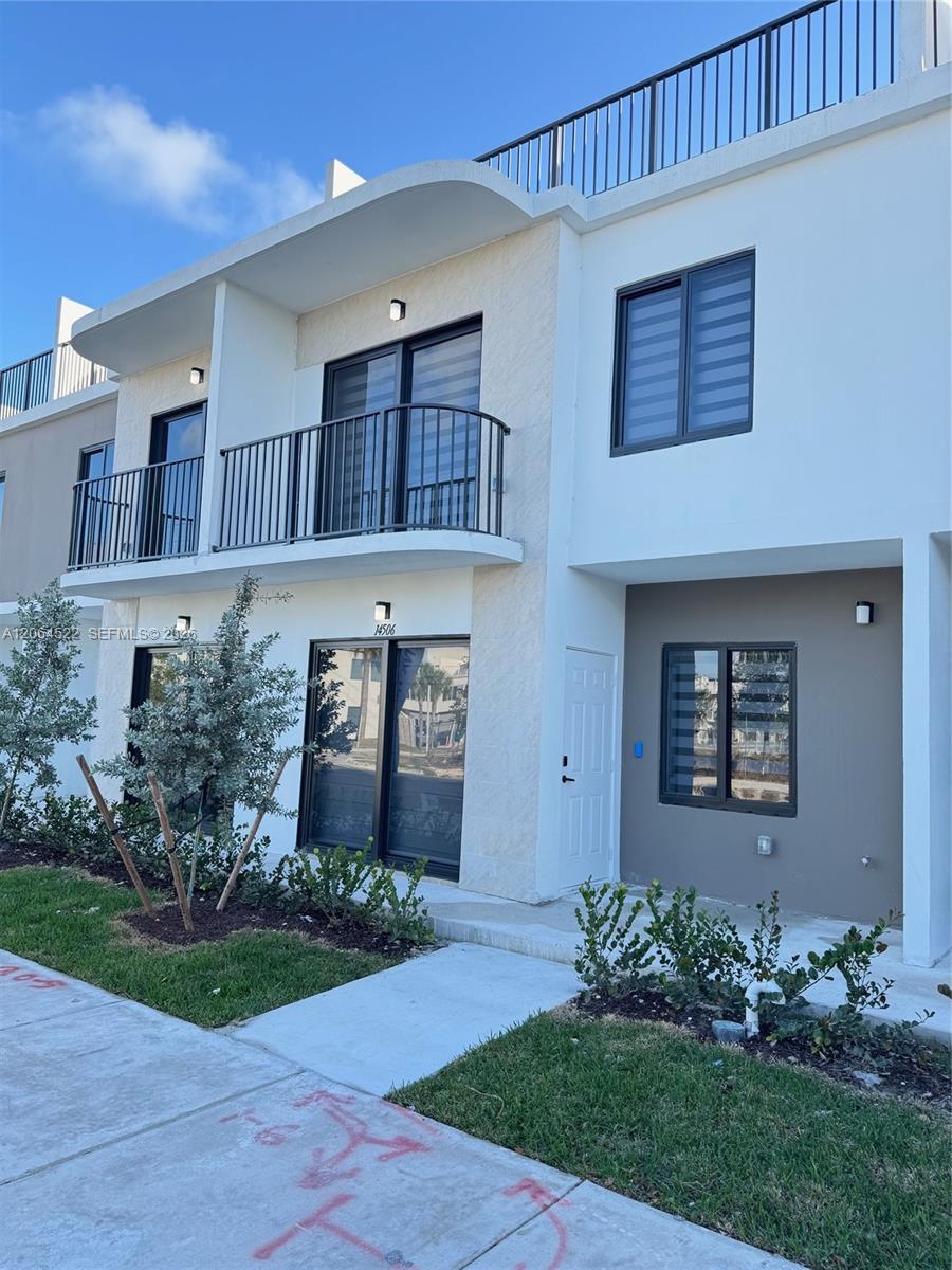 14506 SW 260th St #14506 - 14506 SW 260th St #14506, Homestead, FL 33032 Luxury Property | Jose Angel Pina