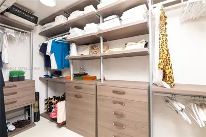 10201 E Collins Ave #1002, Bal Harbour, FL 33154 - Photo 27