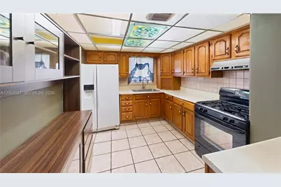 15122 SW 297th Ter, Homestead, FL 33033 - Photo 9