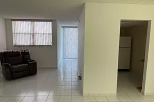 9400 W Flagler St, Miami, FL 33174 - Photo 7