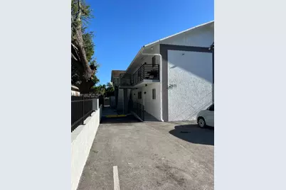 2611 NW 32nd St, Miami, FL 33142 - Photo 5