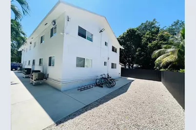 2611 NW 32nd St, Miami, FL 33142 - Photo 43