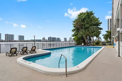 17500 N Bay Rd #S508, Sunny Isles Beach, FL 33160 - Photo 31