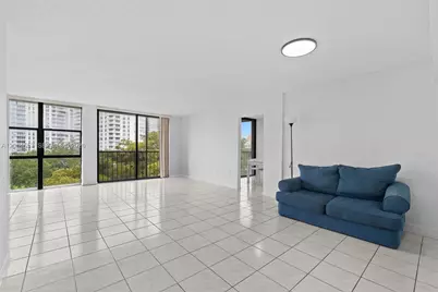 17500 N Bay Rd #S508, Sunny Isles Beach, FL 33160 - Photo 3