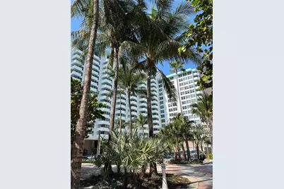 2899 Collins Ave #610, Miami Beach, FL 33140 - Photo 1