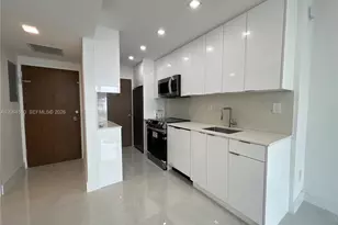 2899 Collins Ave, Miami Beach, FL 33140 - Photo 13