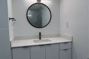 2899 Collins Ave, Miami Beach, FL 33140 - Photo 25
