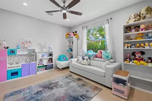 2498 Eagle Run Dr, Weston, FL 33327 - Photo 37