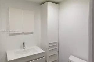11 Island Ave, Miami Beach, FL 33139 - Photo 17