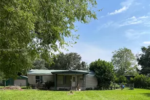 2704 SE 172nd St, Other City - In The State Of Florida, FL 34491 - Photo 1