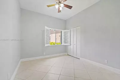 15890 SW 12th St, Pembroke Pines, FL 33027 - Photo 23