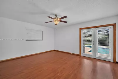 372 NW 35th Pl, Boca Raton, FL 33431 - Photo 9