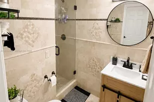 18758 NW 78th Pl, Hialeah, FL 33015 - Photo 17