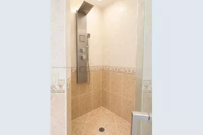 18758 NW 78th Pl, Hialeah, FL 33015 - Photo 13