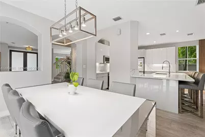 14900 SW 10th St, Miami, FL 33194 - Photo 15