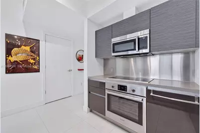 1080 Brickell Ave #3902, Miami, FL 33131 - Photo 17