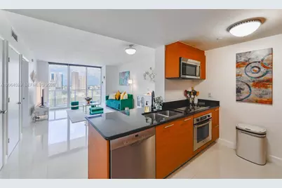50 Biscayne Blvd #2505, Miami, FL 33132 - Photo 9