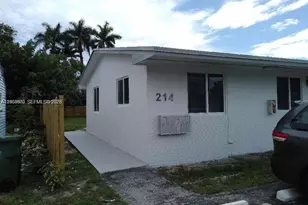 214 SE 8th St, Hallandale Beach, FL 33009 - Photo 9