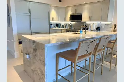 5600 Collins Ave #15S, Miami Beach, FL 33140 - Photo 3