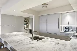 5600 Collins Ave, Miami Beach, FL 33140 - Photo 11