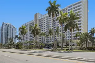 5600 Collins Ave, Miami Beach, FL 33140 - Photo 43