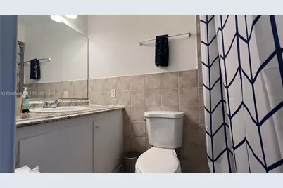 2061 NE 123rd St, North Miami, FL 33181 - Photo 13