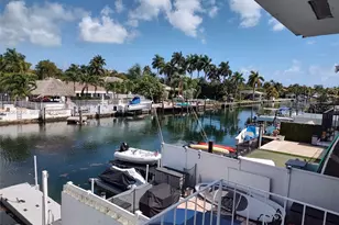 2061 NE 123rd St, North Miami, FL 33181 - Photo 1