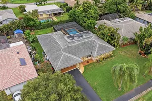 821 Ramblewood Dr, Coral Springs, FL 33071 - Photo 49
