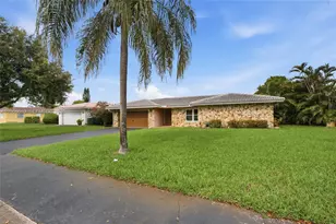 821 Ramblewood Dr, Coral Springs, FL 33071 - Photo 51