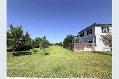 11830 NW 46th St, Coral Springs, FL 33076 - Photo 5