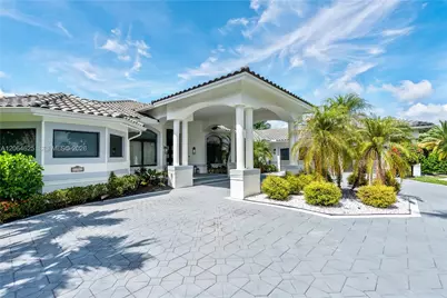 11302 NW 9th St, Plantation, FL 33325 - Photo 3
