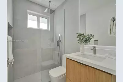 2380 NE 184th Ter, North Miami Beach, FL 33160 - Photo 25