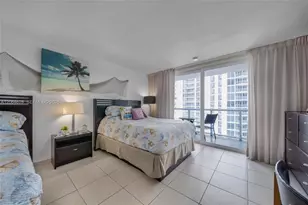 19201 Collins Ave, Sunny Isles Beach, FL 33160 - Photo 3
