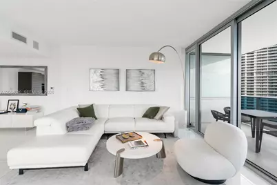 200 Biscayne Boulevard Way #3802, Miami, FL 33131 - Photo 5