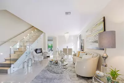 8723 NW 102nd Pl, Doral, FL 33178 - Photo 3