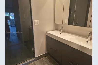 7001 S Loch Isle Dr S #7001, Miami Lakes, FL 33014 - Photo 5