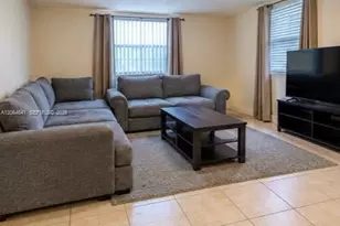 652 NW 3rd St, Miami, FL 33128 - Photo 1