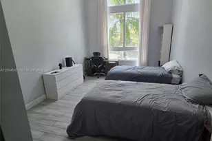1900 N Bayshore Dr, Miami, FL 33132 - Photo 5